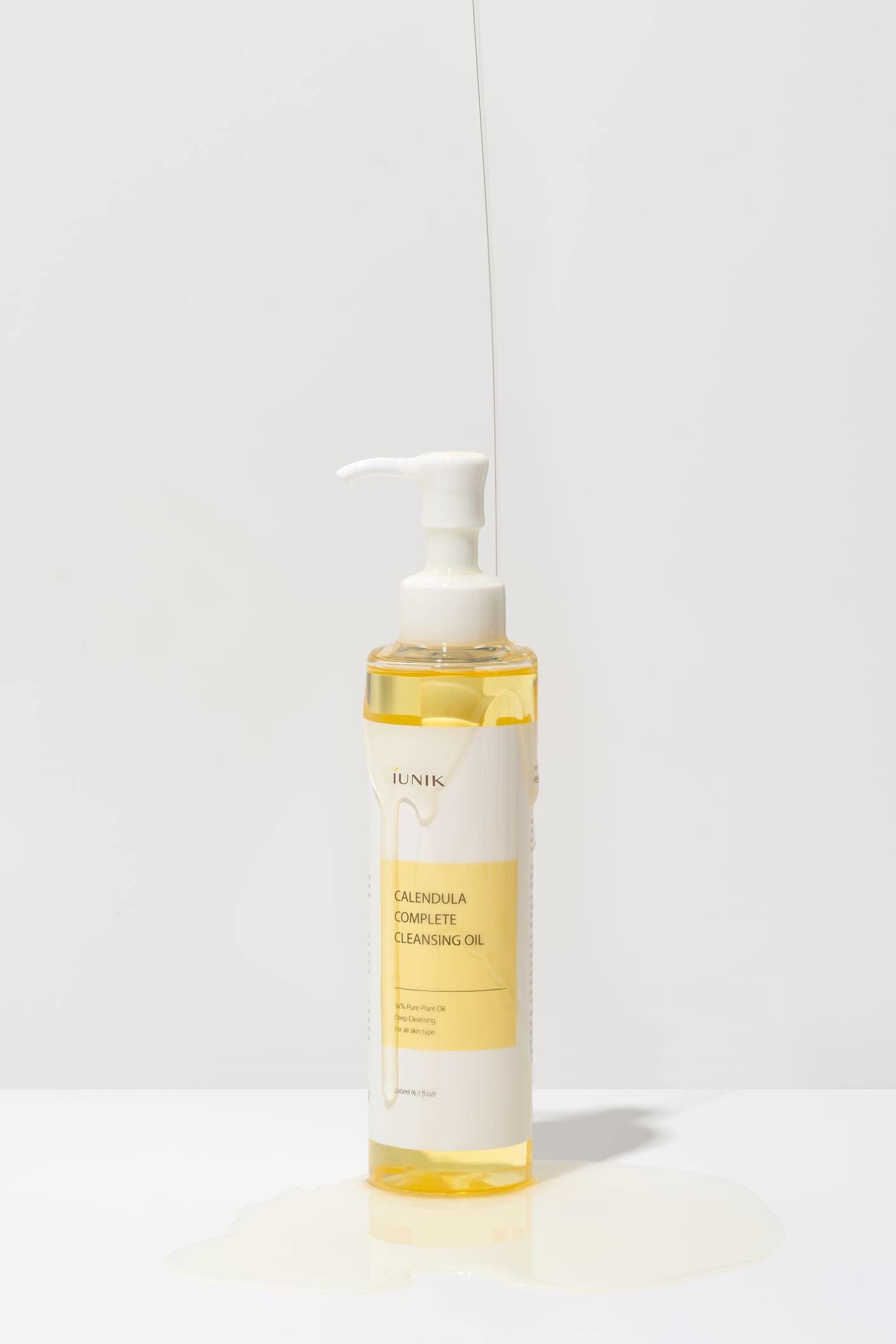 iUNIK Calendula Complete Cleansing Oil konsistencija