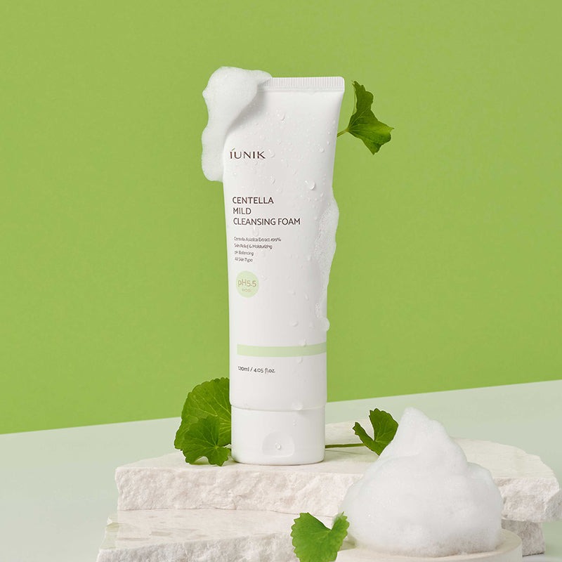 iUNIK Centella Mild Cleansing Foam