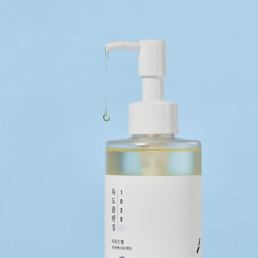 Round Lab 1025 Dokdo Cleansing Oil konsistencija