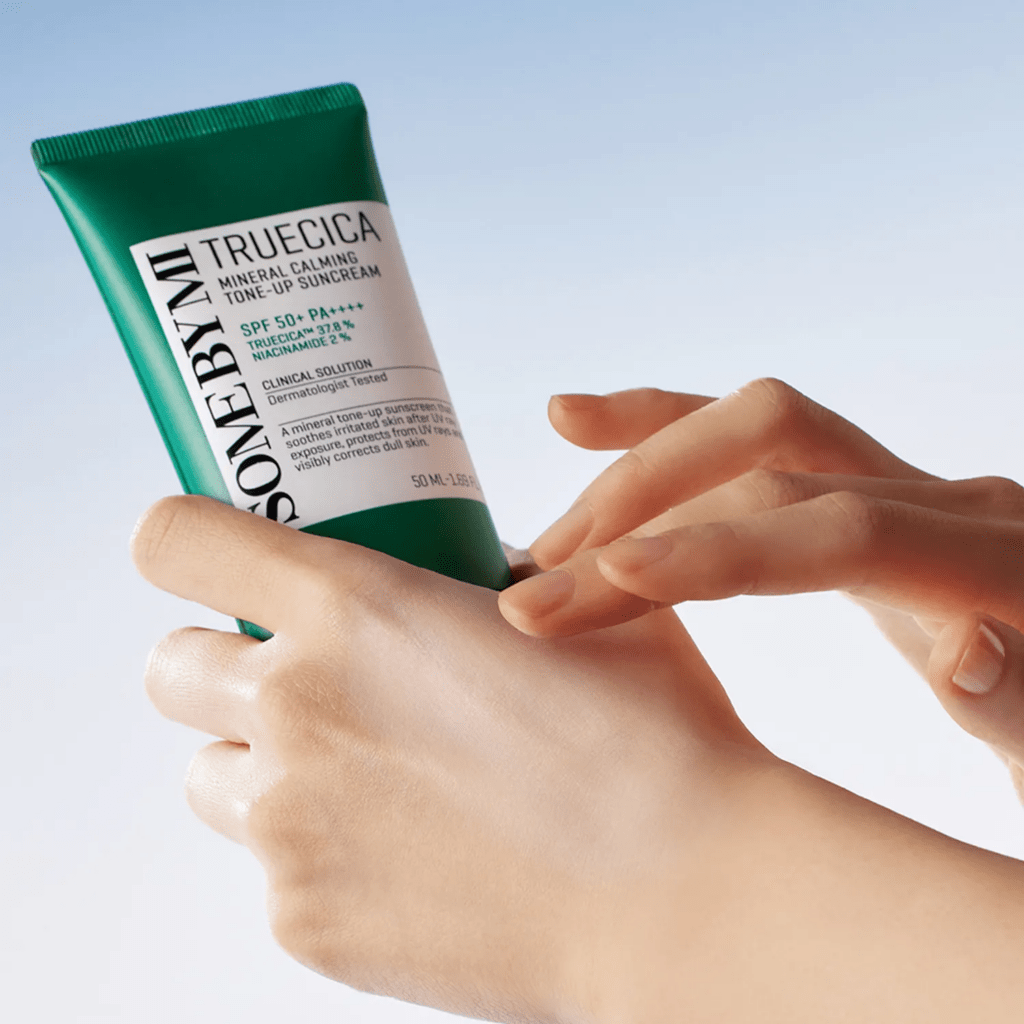 SOME BY MI Truecica Mineral Calming Tone-Up Suncream SPF50+ PA++++, 50ml tekstūra