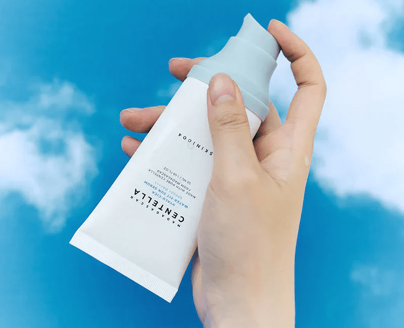 SKIN1004 Madagascar Centella Hyalu-Cica Water-Fit Sun Serum