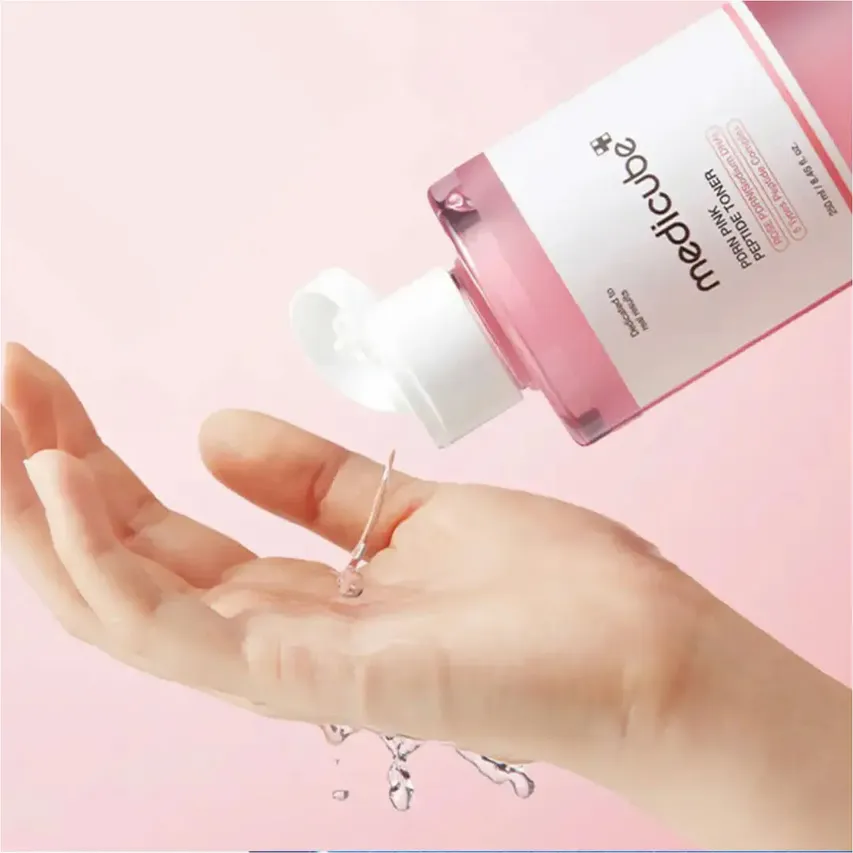 Medicube PDRN Pink CICA Soothing Toner, 250ml konsistencija