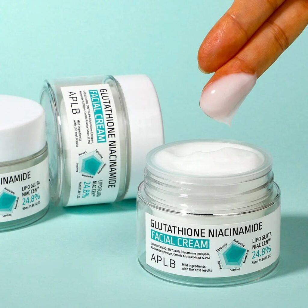 APLB Glutathione Niacinamide Facial Cream, 55ml tekstūra