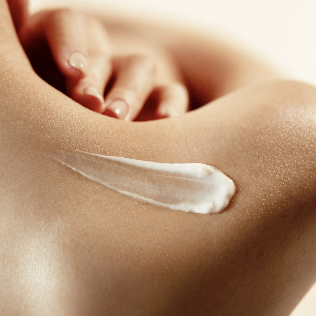 AROMATICA Embrace Neroli & Patchouli Body Lotion, 300ml kremas.webp kūno losjonas