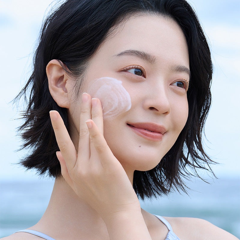 SKIN1004 Madagascar Centella Hyalu-Cica Gentle Cleansing Milk, 200ml tekstūra