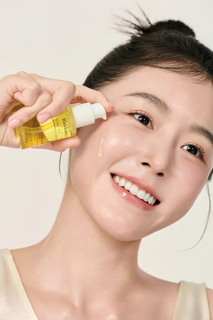 Biodance Radiant Vita Niacinamide Serum, 30ml tekstūra