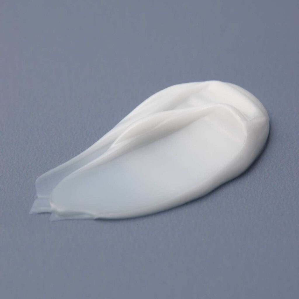 AXIS-Y TXA 2.5% Intensive Brightening Cream, 50ml tekstūra