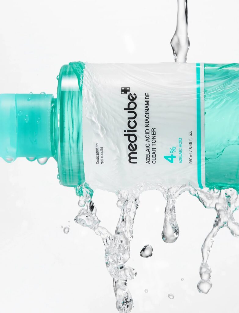 Medicube Azelaic Acid Niacinamide Clear Toner, 205ml konsistencija