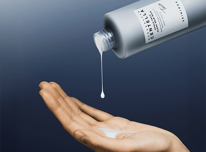 SKIN1004 Madagascar Centella Hyalu-Teca Glass Skin Milk, 210ml konsistencija