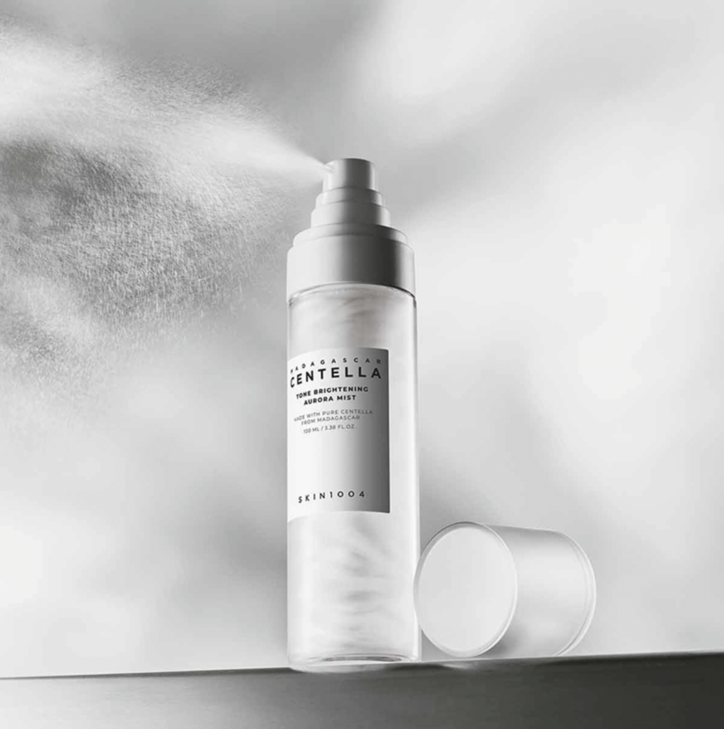 SKIN1004 Madagascar Centella Tone Brightening Aurora Mist, 100ml konsistencija